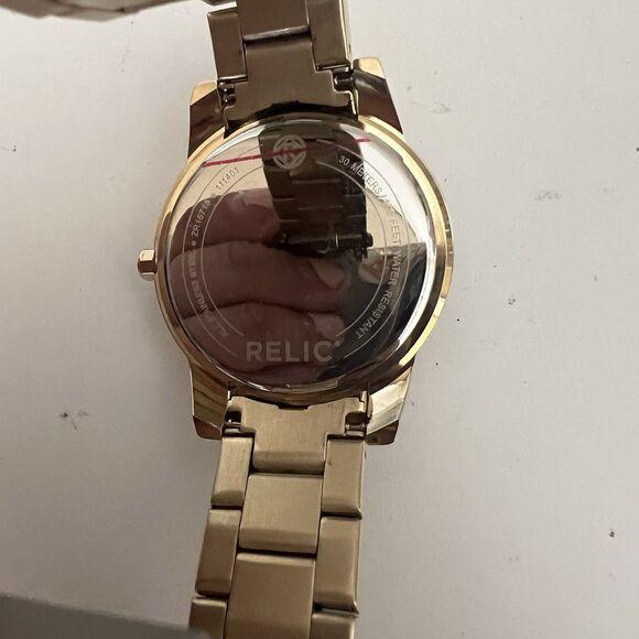 NEW Relic by Fossil Men's Watch ZR15718 Gold Tone Pearlescent Face No Battery - Picture 10 of 15